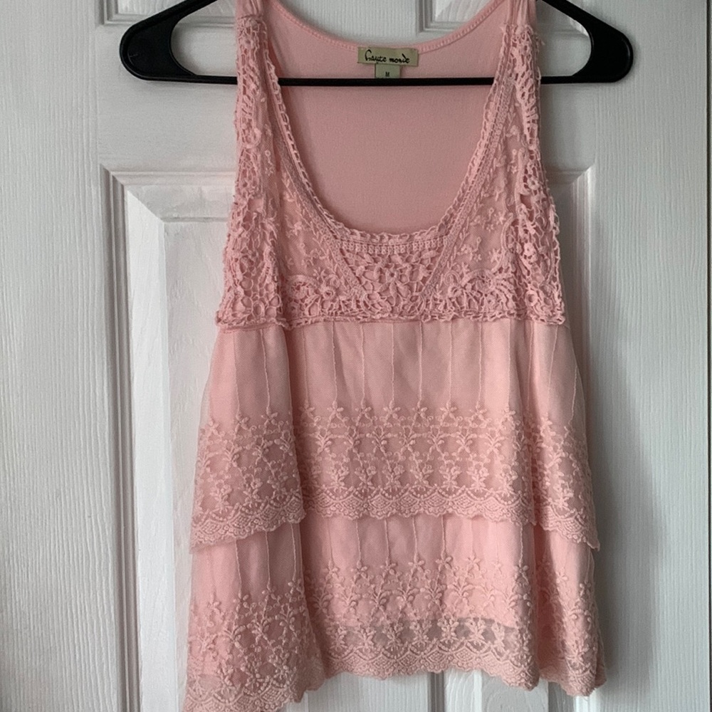 Haute Monde light pink delicate lace top size Medium